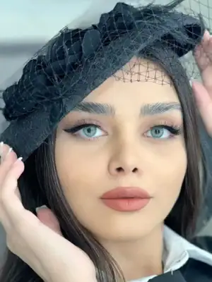 خرید لنز رنگی آبی اقیانوسی ویکتوریا دسی گرین