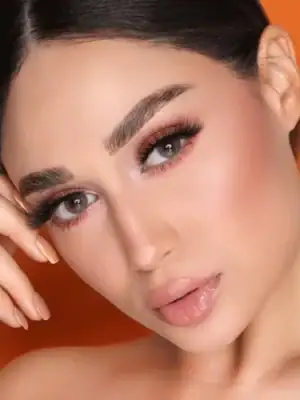 خرید لنز آبی عسلی هیپنوس آمبر