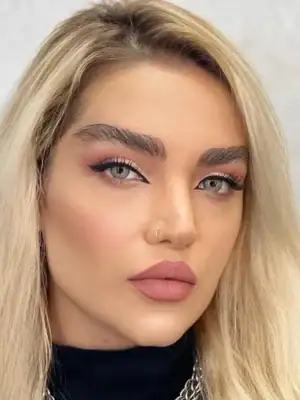 خرید لنز رنگی طوسی هیپنوس افسانه
