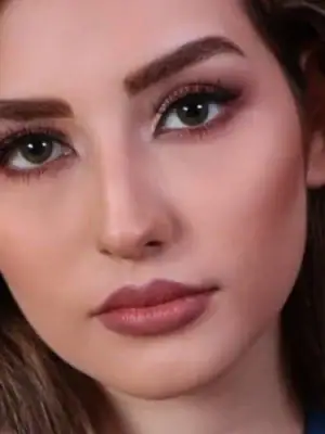 خرید لنز رنگی سبز عسلی جمستون کلاسیک یلو