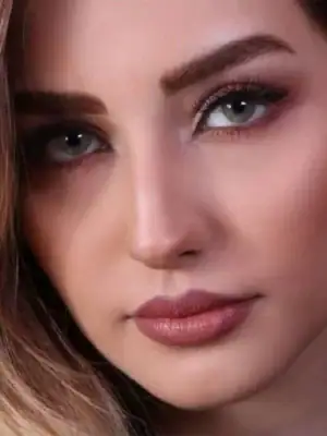 خرید لنز رنگی سبز عسلی جمستون کول ایوری وایت