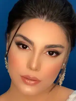 خرید لنز رنگی مشکی لابلا بلک