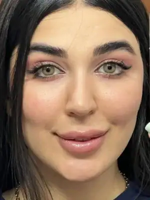 خرید لنز رنگی عسلی لابلا شنل براون