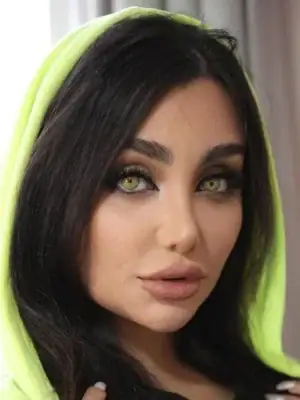 خرید لنز رنگی سبز عسلی ترسا هندمید گری گرین