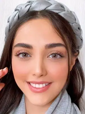 خرید لنز رنگی طوسی عسلی کریستال پینات براون