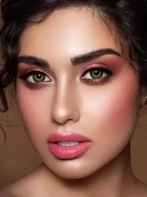 خرید لنز رنگی سبز عسلی دهب مدوسا