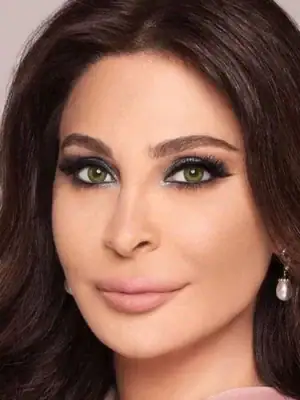 خرید لنز رنگی سبز عسلی ایراپتیکس گرین