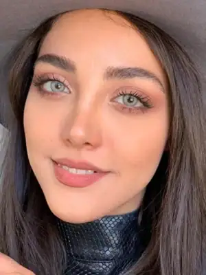 خرید لنز رنگی طوسی سبز سنوریتا پرل گری
