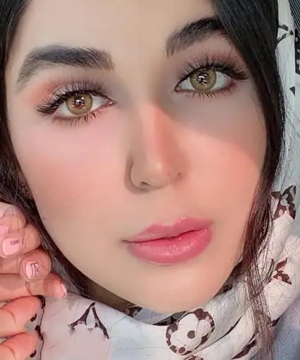 خرید لنز رنگی سبز عسلی دهب الیو