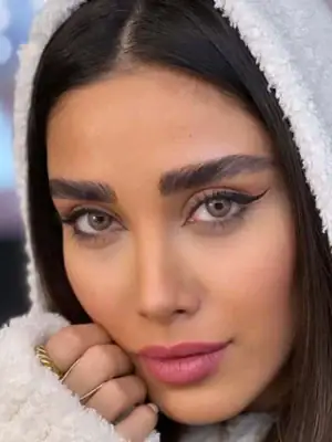 خرید لنز رنگی طوسی عسلی آرملا کتی پارادایس