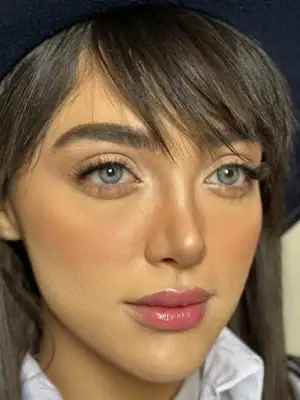 خرید لنز رنگی آبی آماندا آلموند بلو