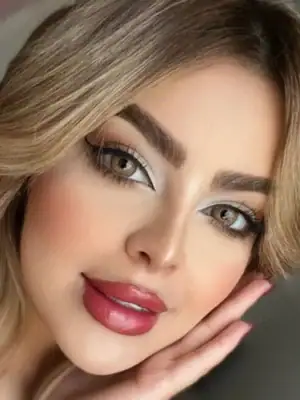 خرید لنز رنگی عسلی سلنا لایت کافی