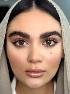 خرید لنز رنگی قهوه ای یونیک نچرال هیزل