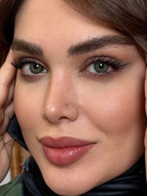 لنز رنگی سبز رز کلارا گرین